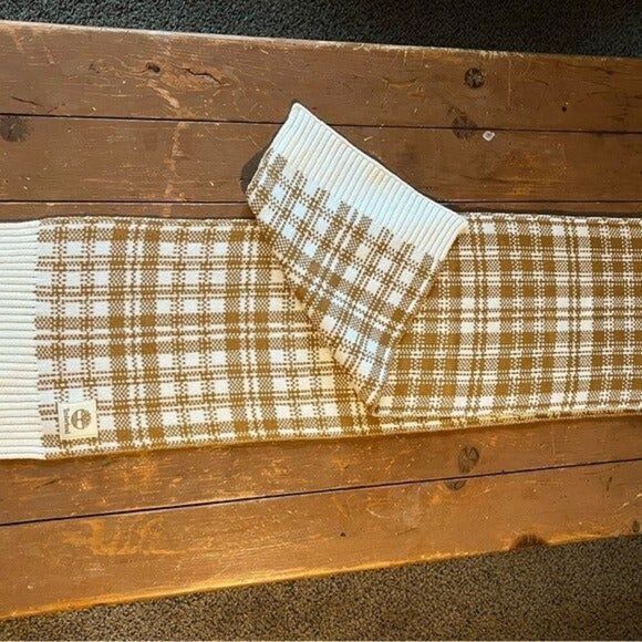 Timberland Plaid Acrylic Scarf - Picture 3 of 3